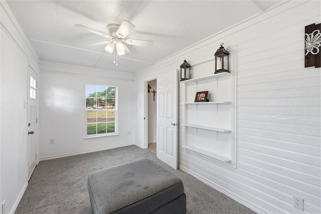 A-731 AD REYNOLDS 6.9600 ACRES - Residential