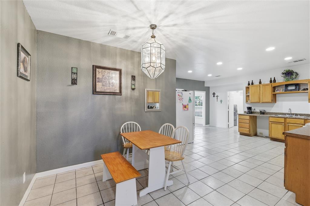 A-731 AD REYNOLDS 6.9600 ACRES - Residential