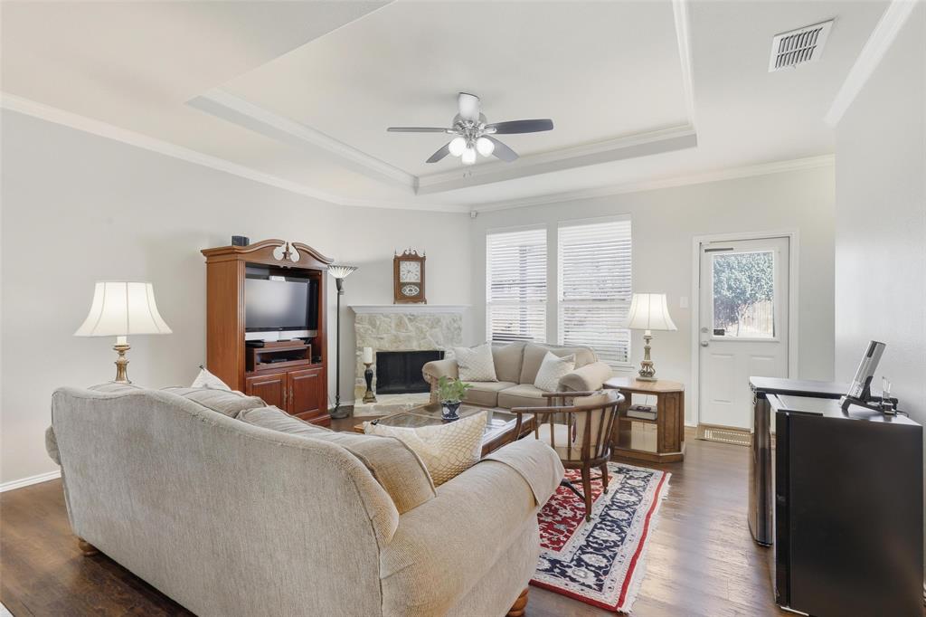 1112 Foxglove Lane