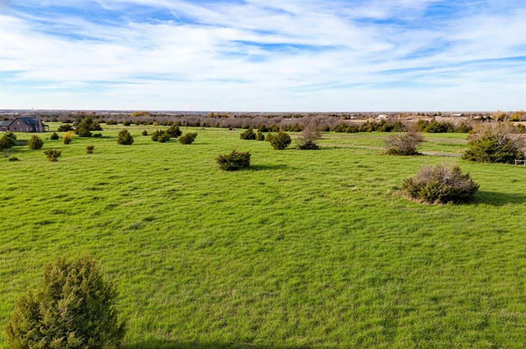 1923 County Road 2935