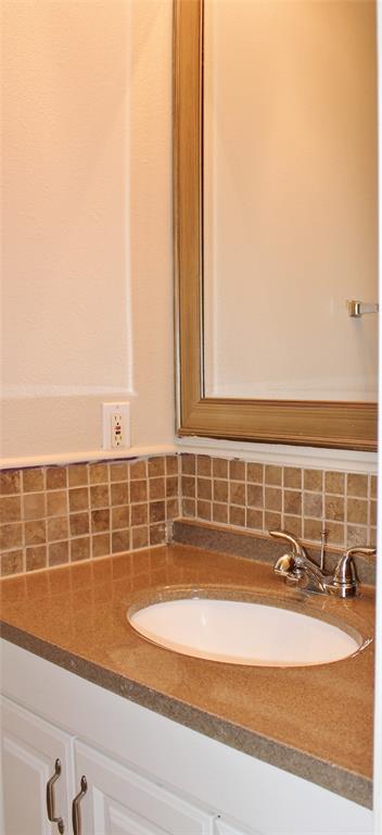 Highland Hills 19 - Residential Lease