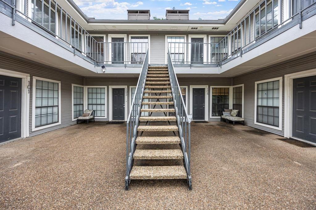 Beacon Street Living Condo - Residential