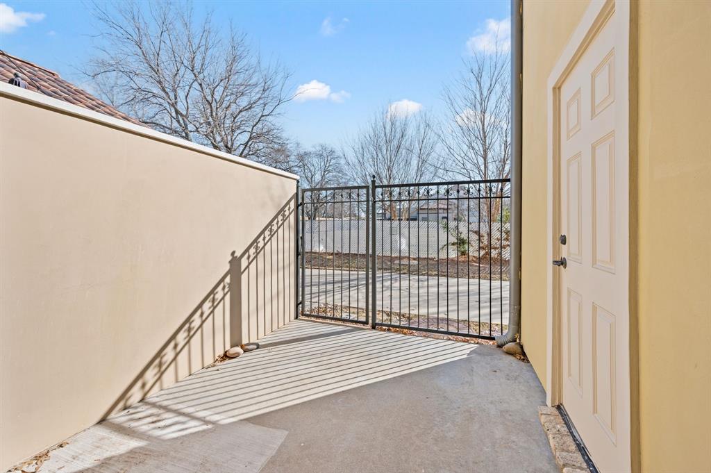 Village At Colleyville Condos - Residential