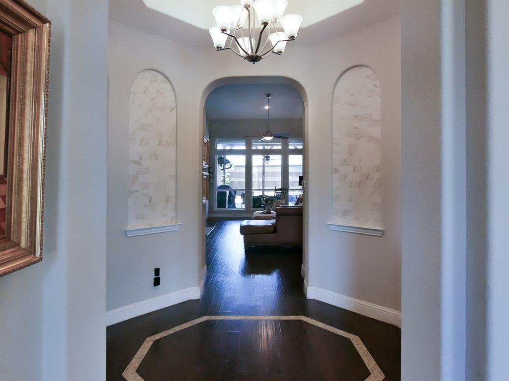2209 Riviera Drive