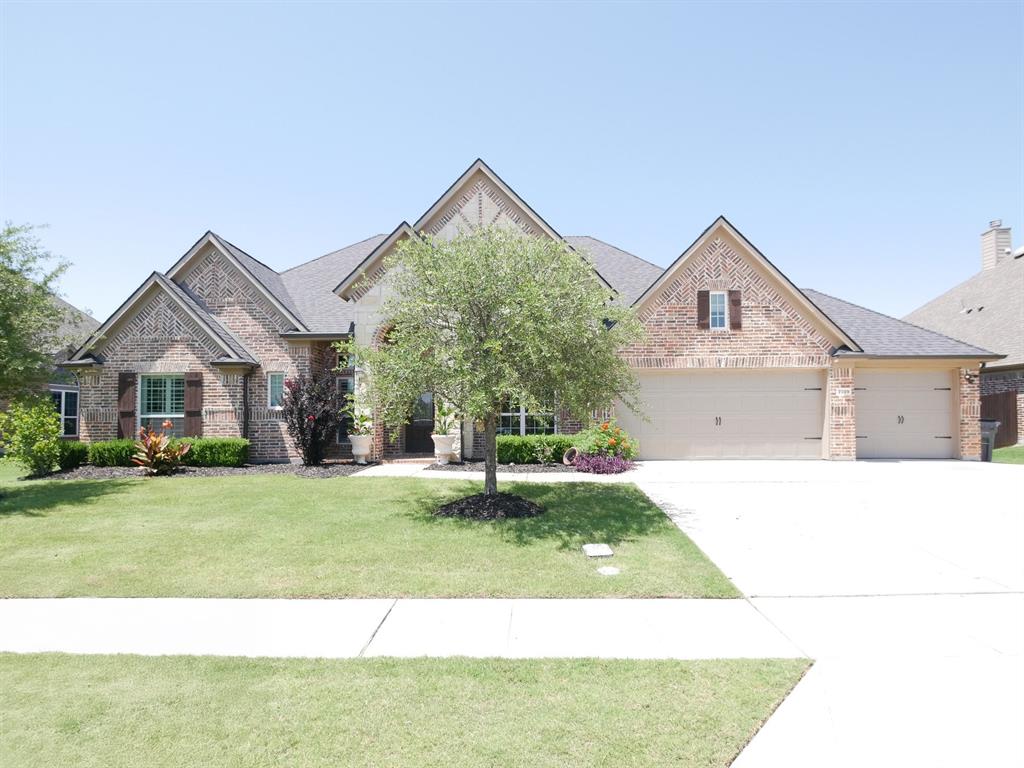 2209 Riviera Drive