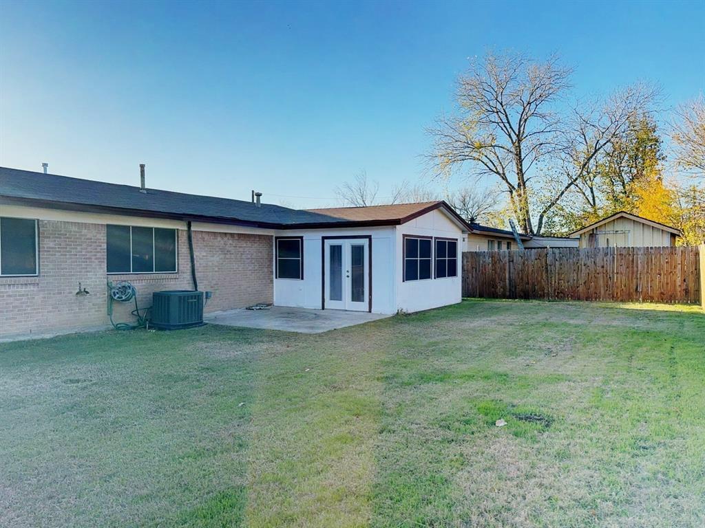 Freeway Park 03 - Residential
