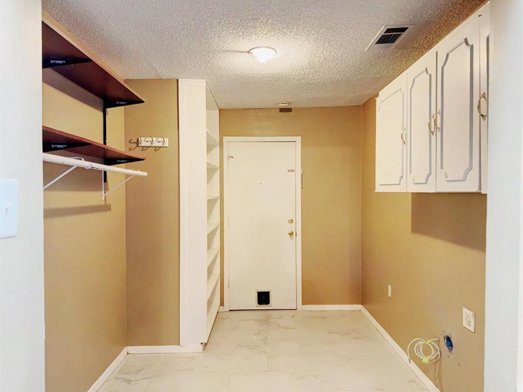 Freeway Park 03 - Residential