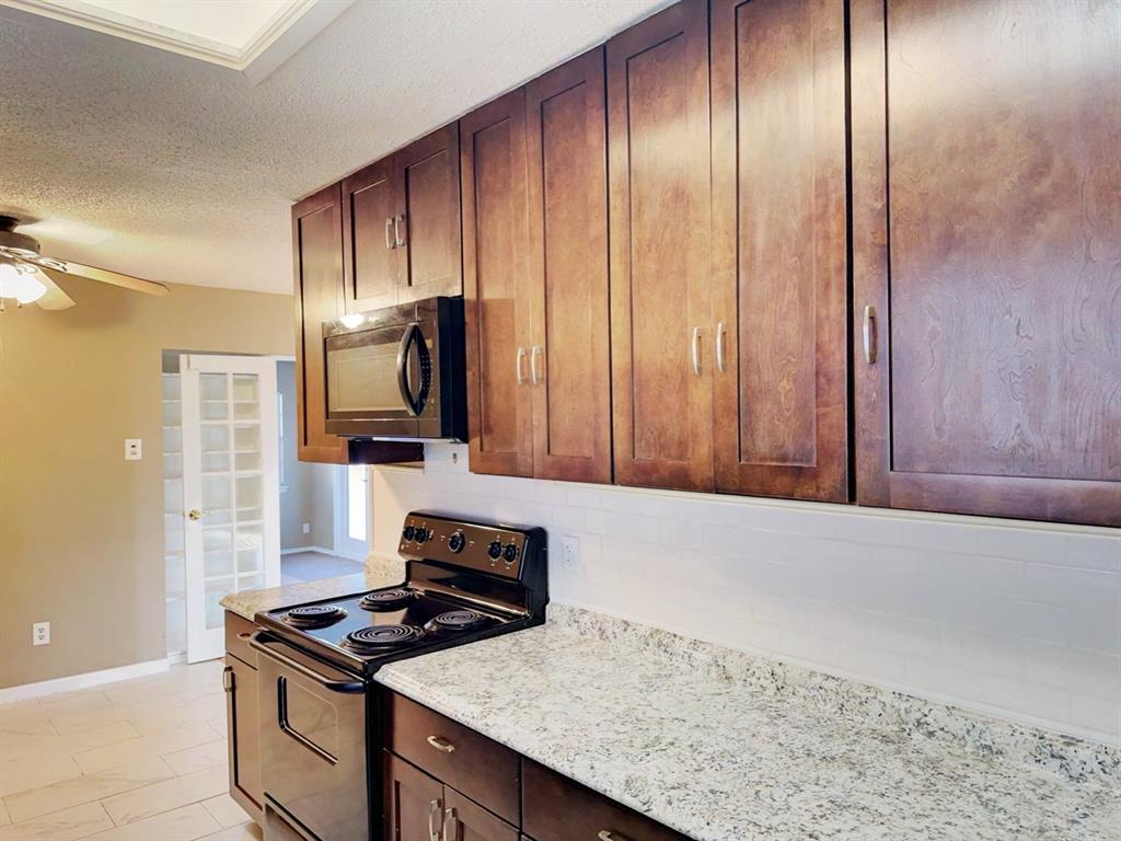 Freeway Park 03 - Residential