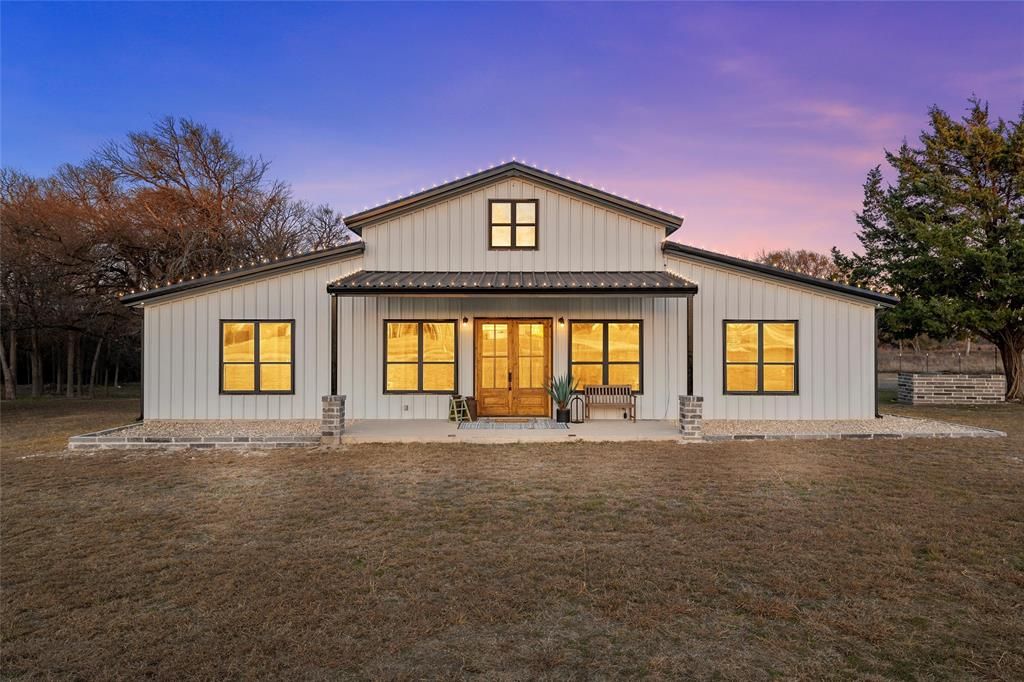 Photo of 250 Elesha Lane, Eddy, TX 76524 (MLS # 21137805)