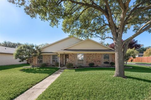 1916 J J Pearce Drive Richardson TX 75081
