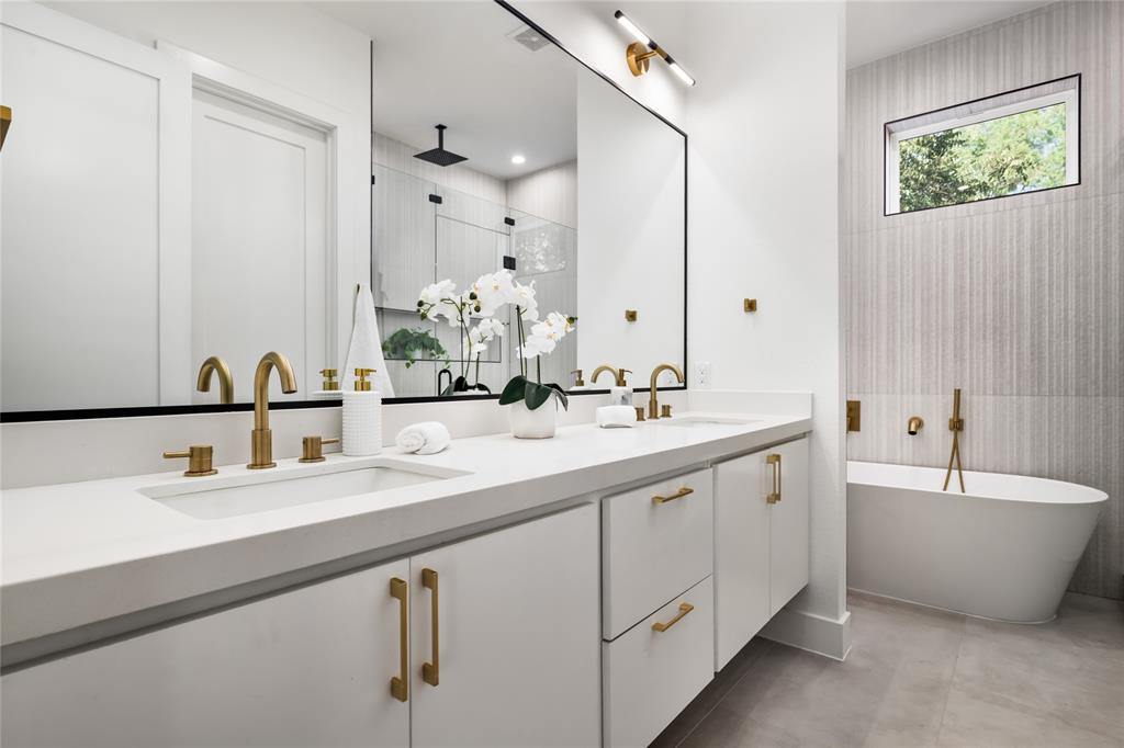 Roosevelt Manor 2nd Inst - Residential