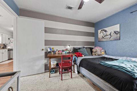 Tiny photo for 2505 Douglas Avenue, Irving, TX 75062 (MLS # 21194127)