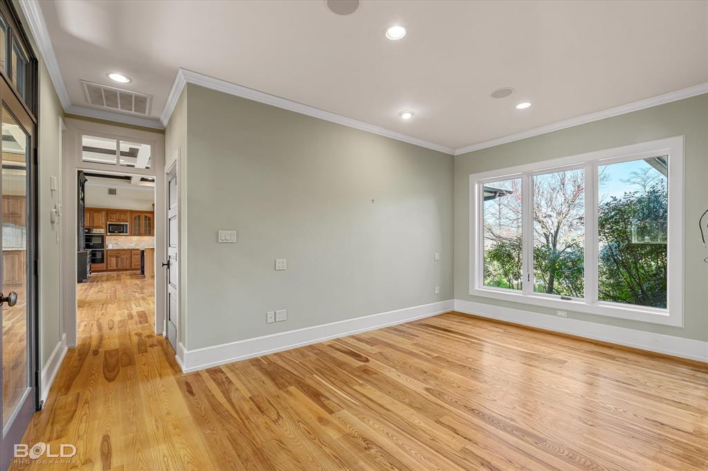 Shreveport, Louisiana 71107, United States, 3 Bedrooms Bedrooms, ,6 BathroomsBathrooms,Residential,Contingent,11475