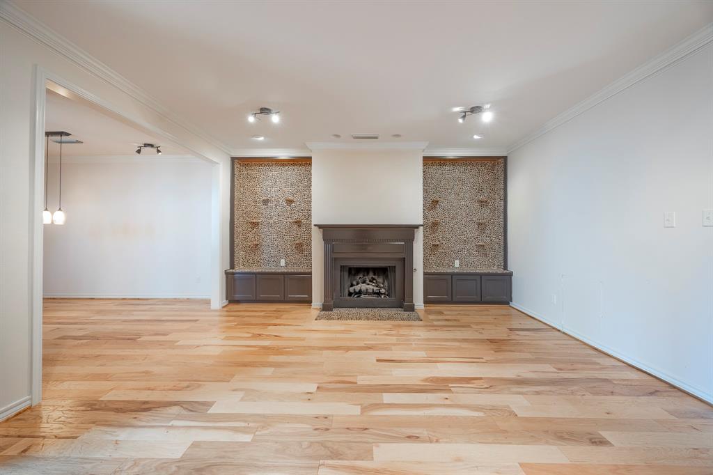 Chamberlain Arlington Heights 1st - Residential