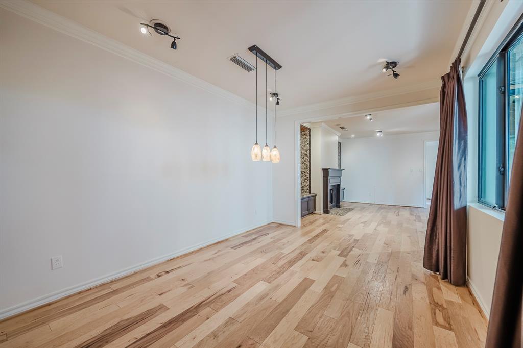 Chamberlain Arlington Heights 1st - Residential