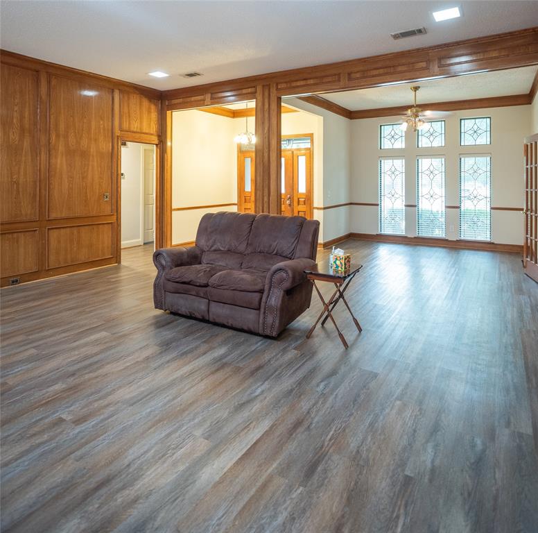 2805 Corby Drive