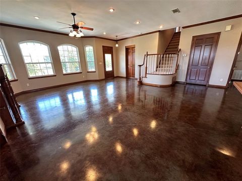 A home in Sulphur Springs