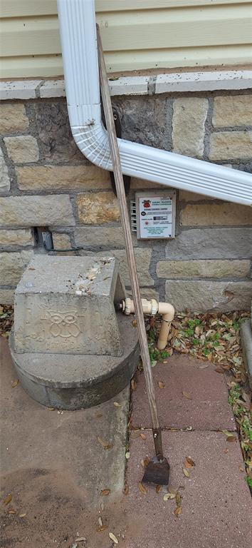 Lynn Adams - Residential