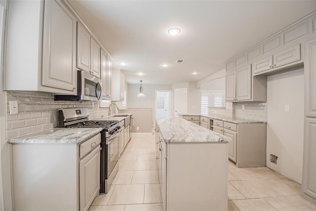 3313 Country Club Road