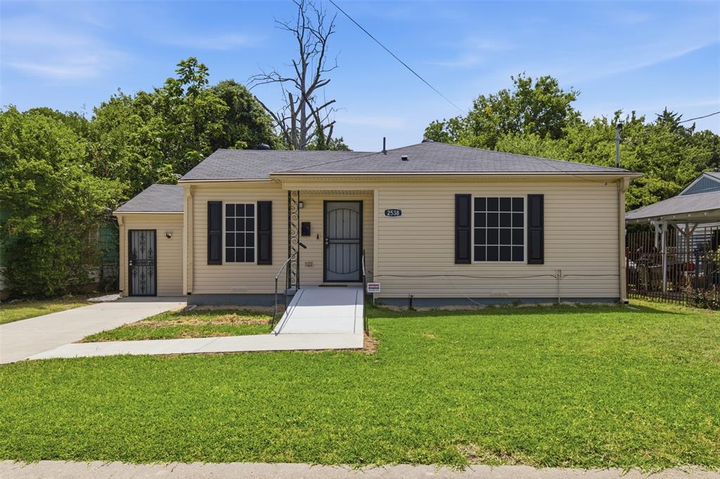 Photo 1 of 25 — 2538 Stovall Drive, Dallas, TX 75216
