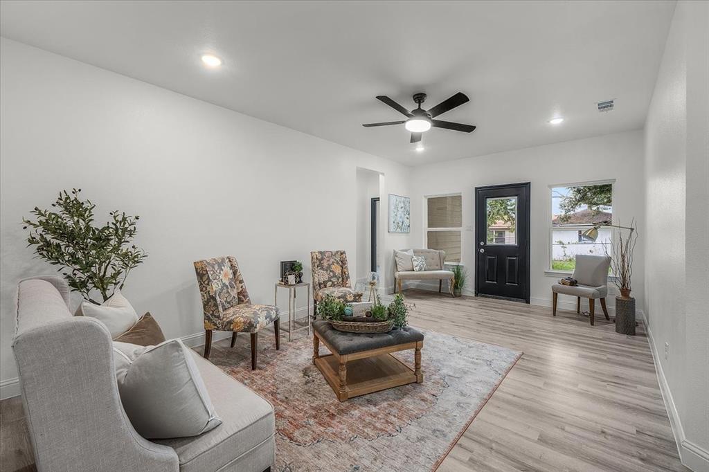 3513 Woodlake Drive