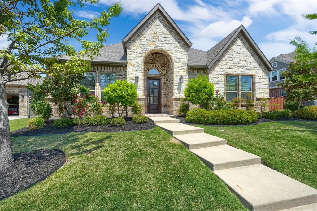 996 Heather Falls Drive