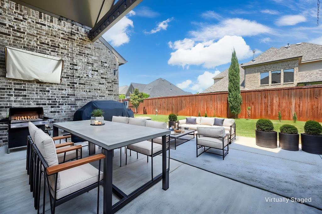 996 Heather Falls Drive