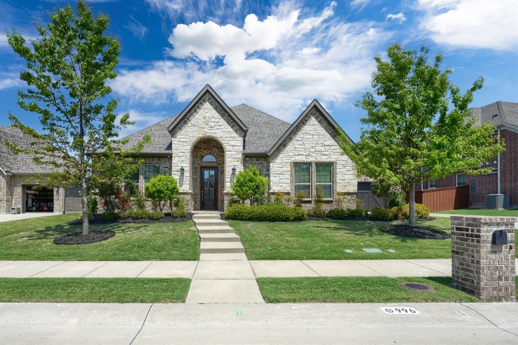 996 Heather Falls Drive
