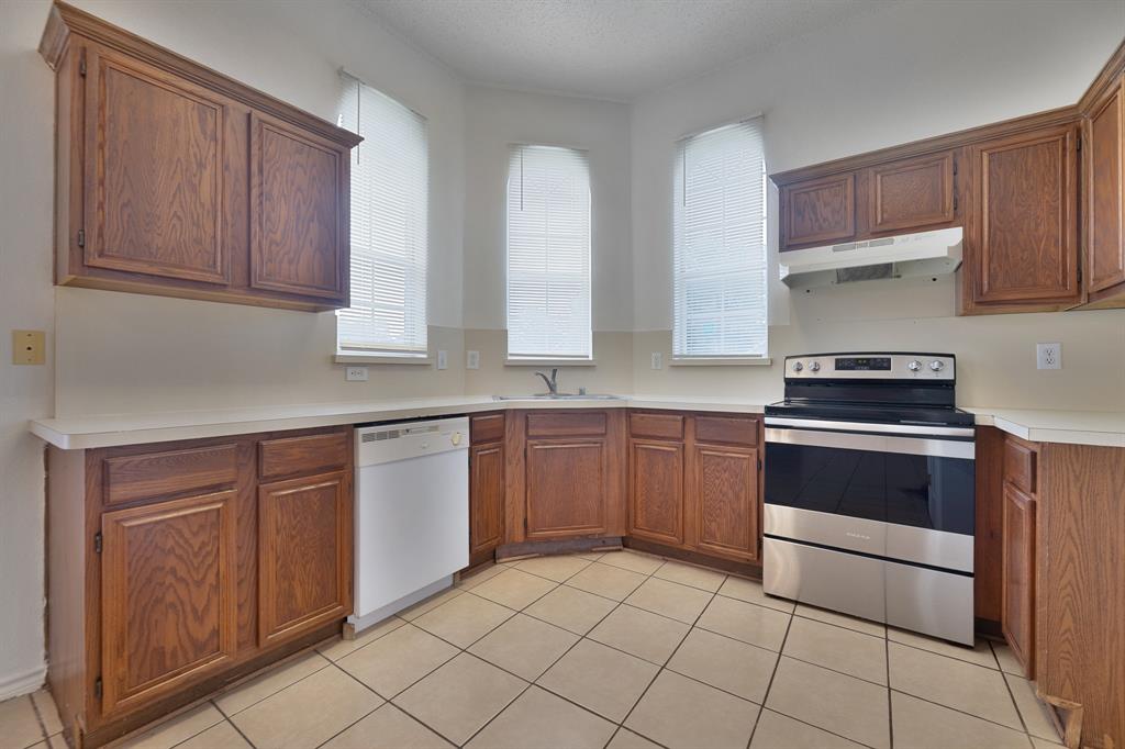 12411 Summer Hill Drive