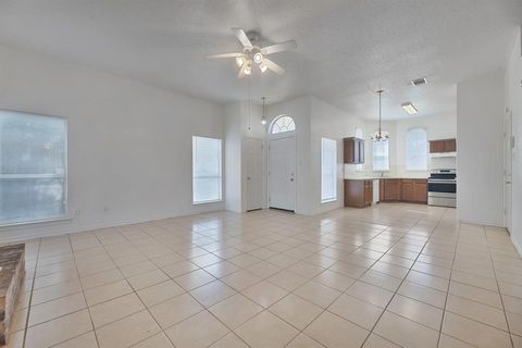 Tiny photo for 12411 Summer Hill Drive, Balch Springs, TX 75180 (MLS # 21250532)