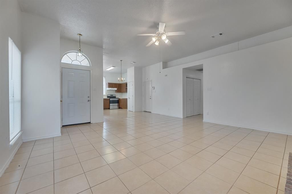 Photo of 12411 Summer Hill Drive, Balch Springs, TX 75180 (MLS # 21250532)