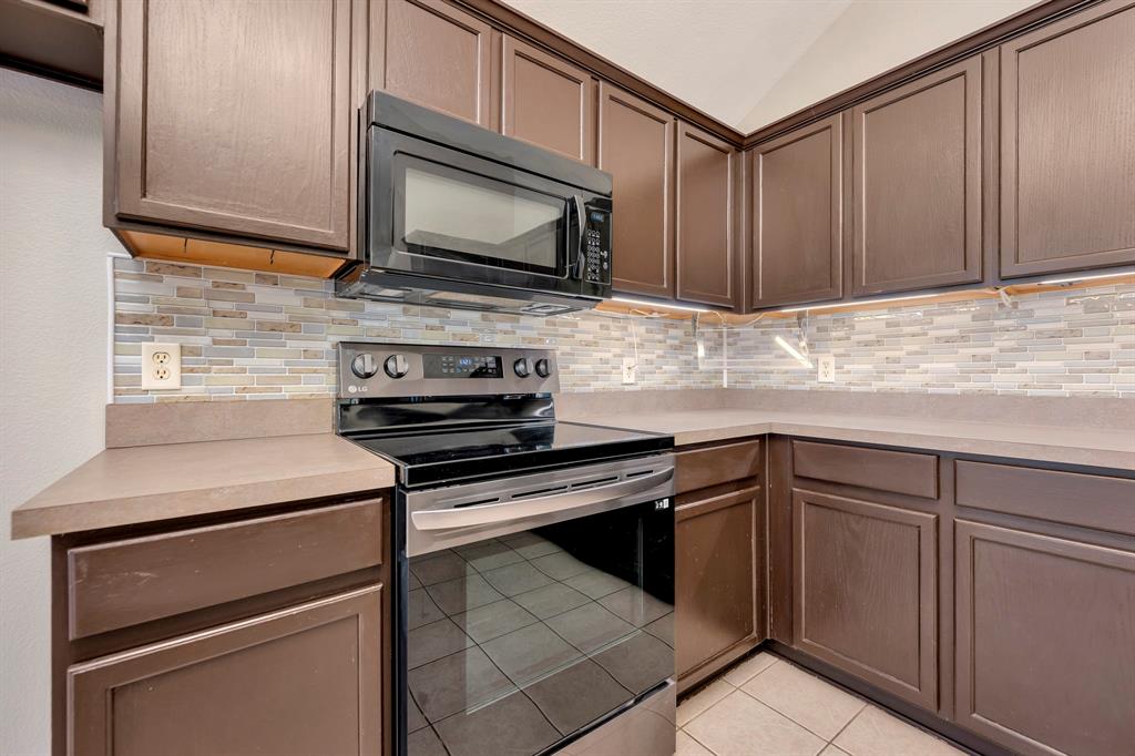 Settlement Plaza Add - Residential