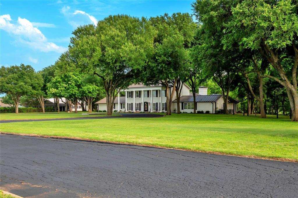 200 Legacy Downs Drive