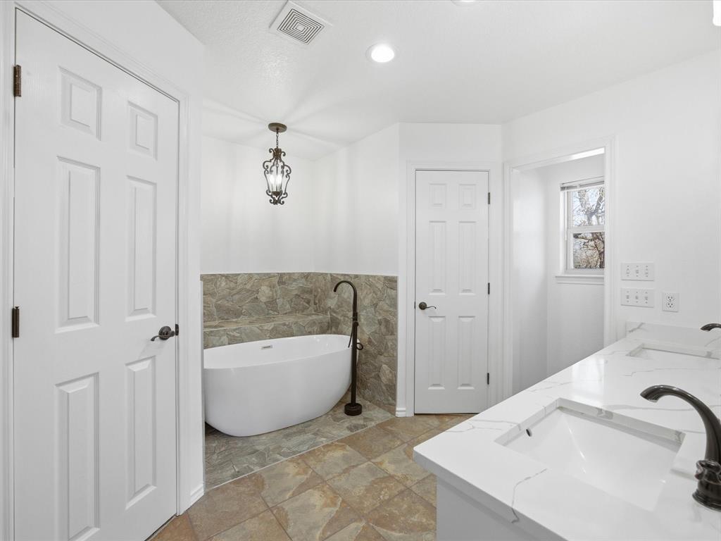 Collinsworth - Residential