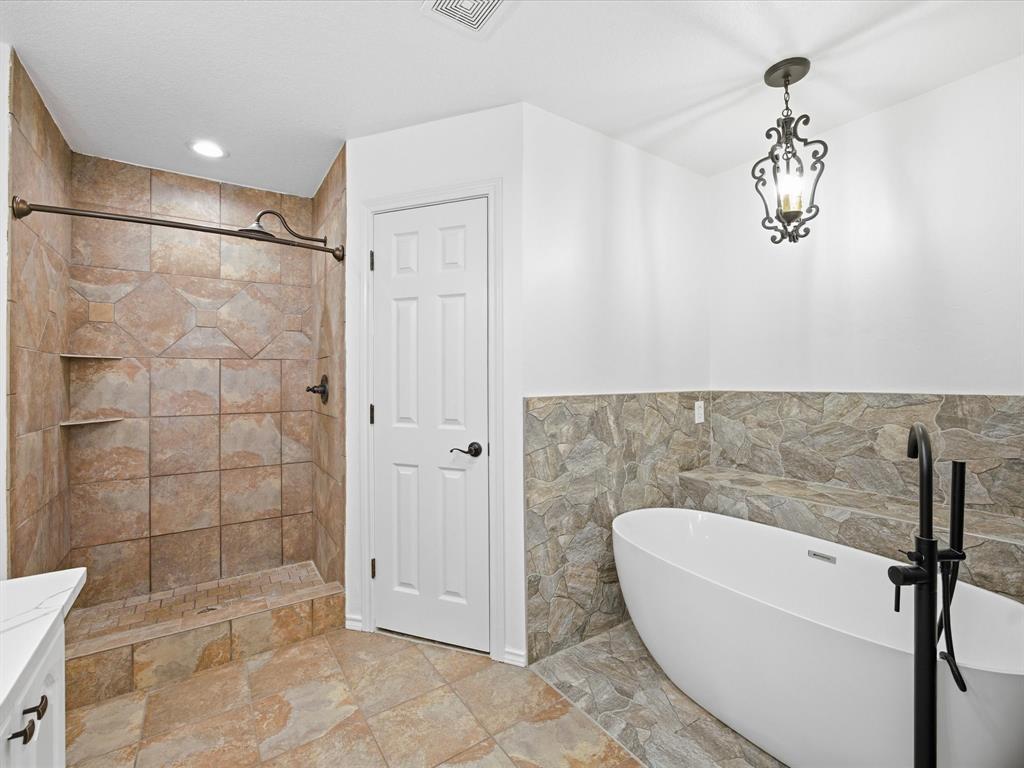 Collinsworth - Residential