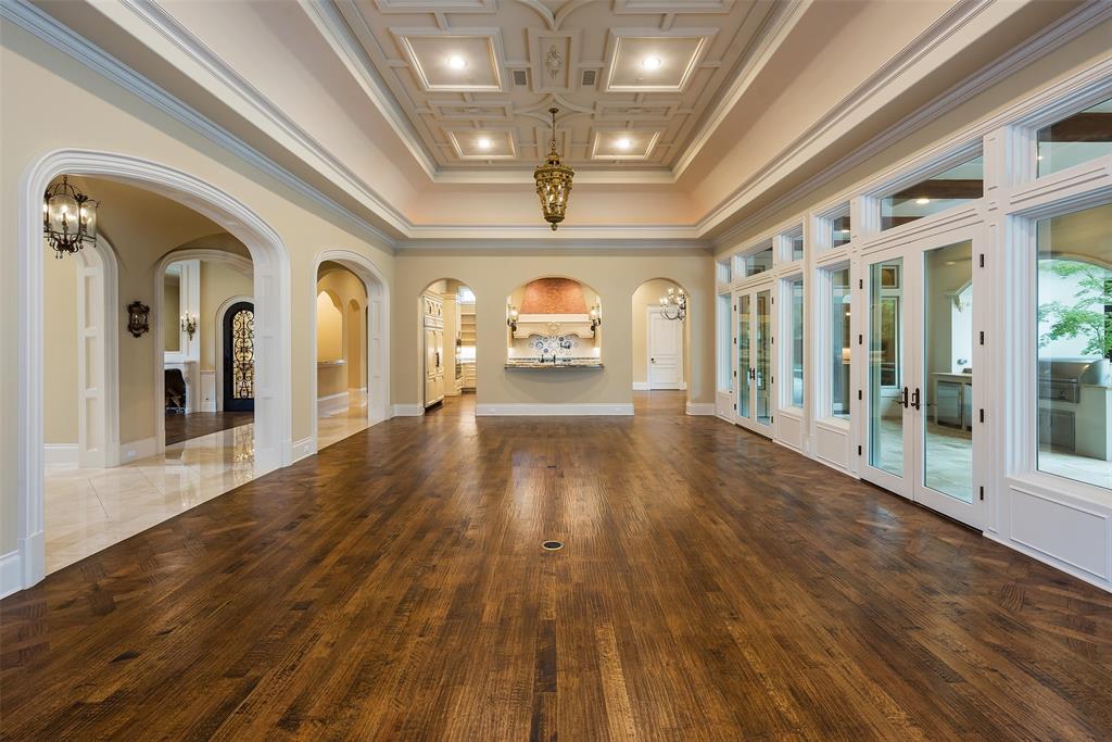 Roxbury Grove - Residential