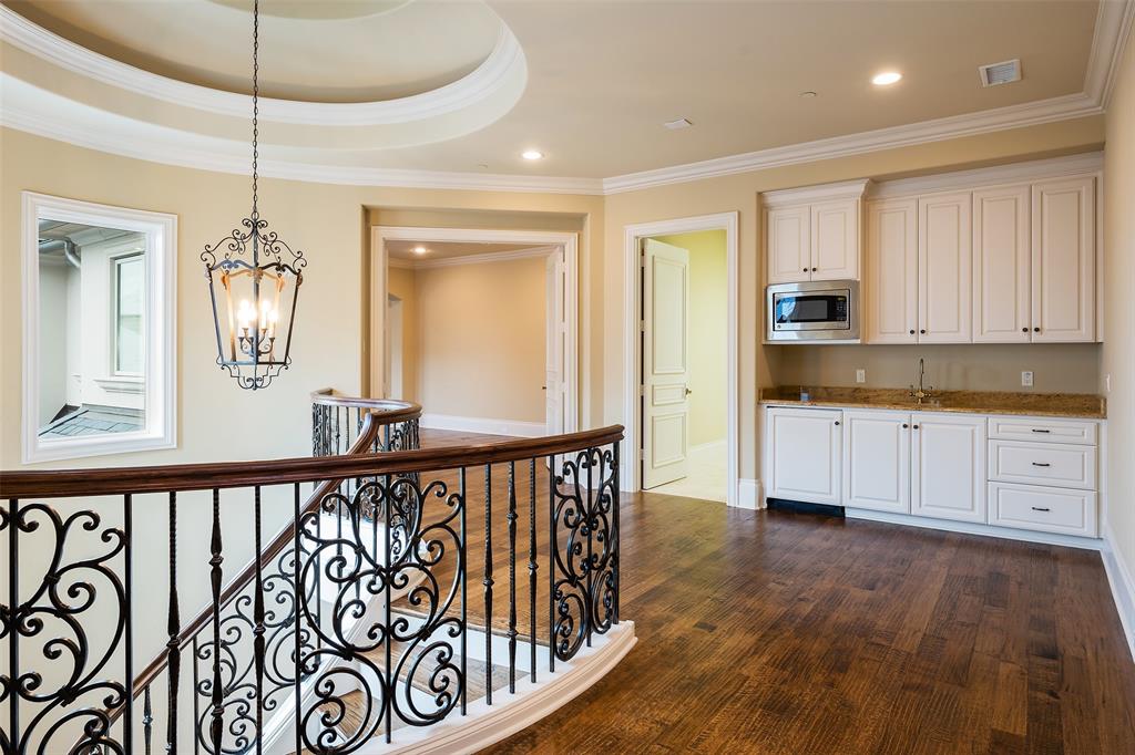 Roxbury Grove - Residential