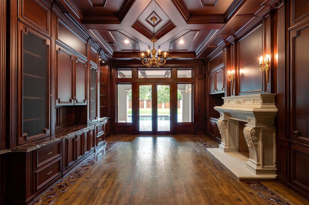 Roxbury Grove - Residential