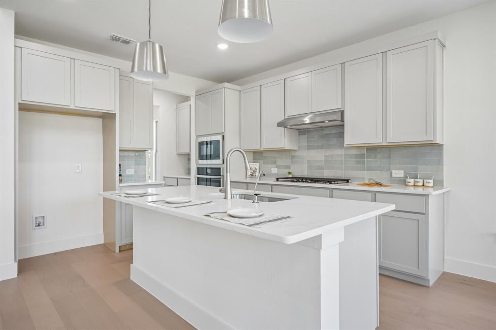4617 Floral Fields Way