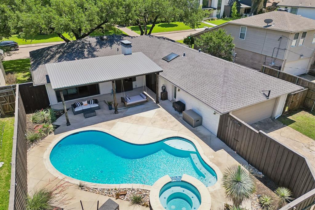 Williams Caruth - Residential