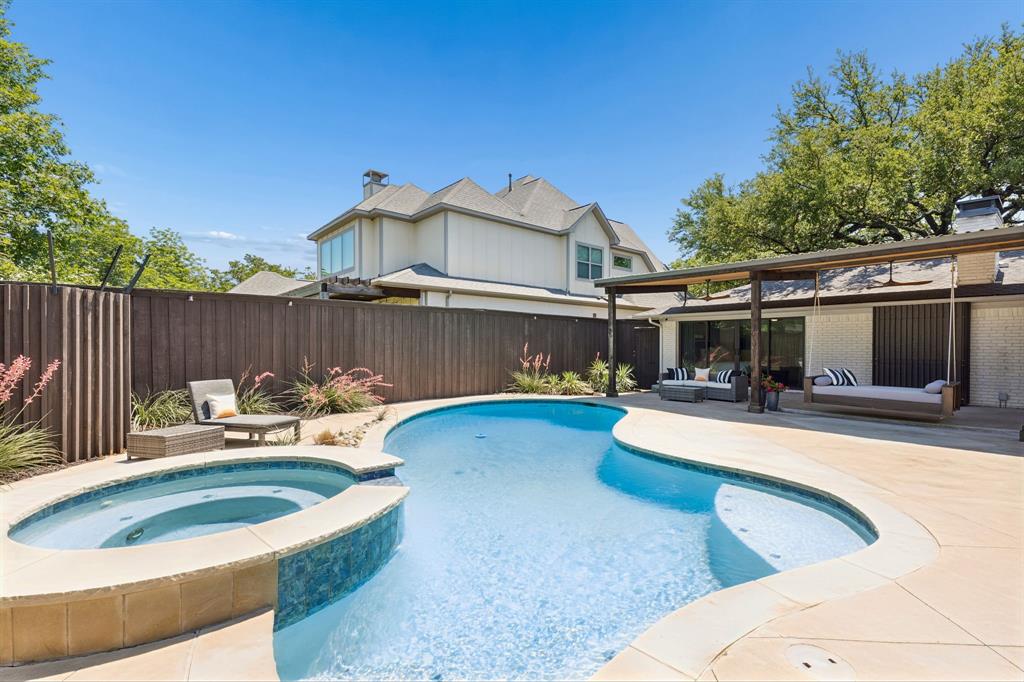 Williams Caruth - Residential