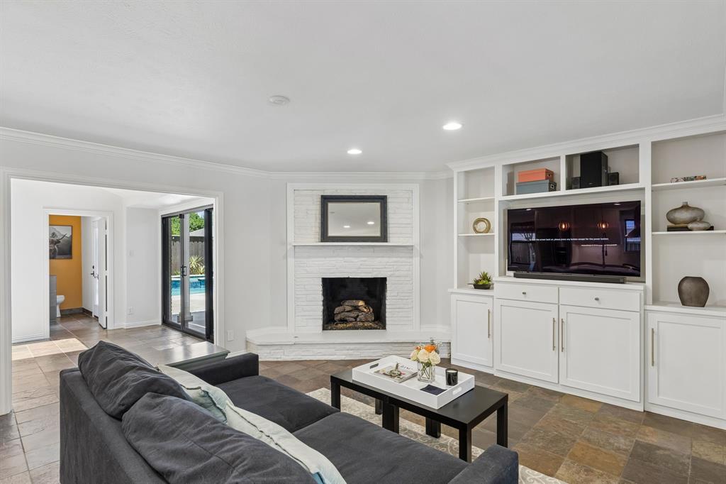 Williams Caruth - Residential
