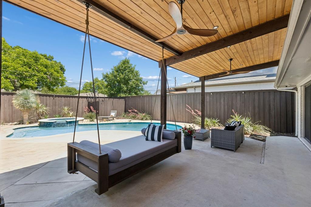 Williams Caruth - Residential