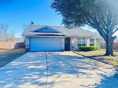 Photo of 2128 Cay Court, Irving, TX 75060 (MLS # 21176314)