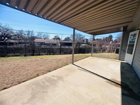 Tiny photo for 2128 Cay Court, Irving, TX 75060 (MLS # 21176314)