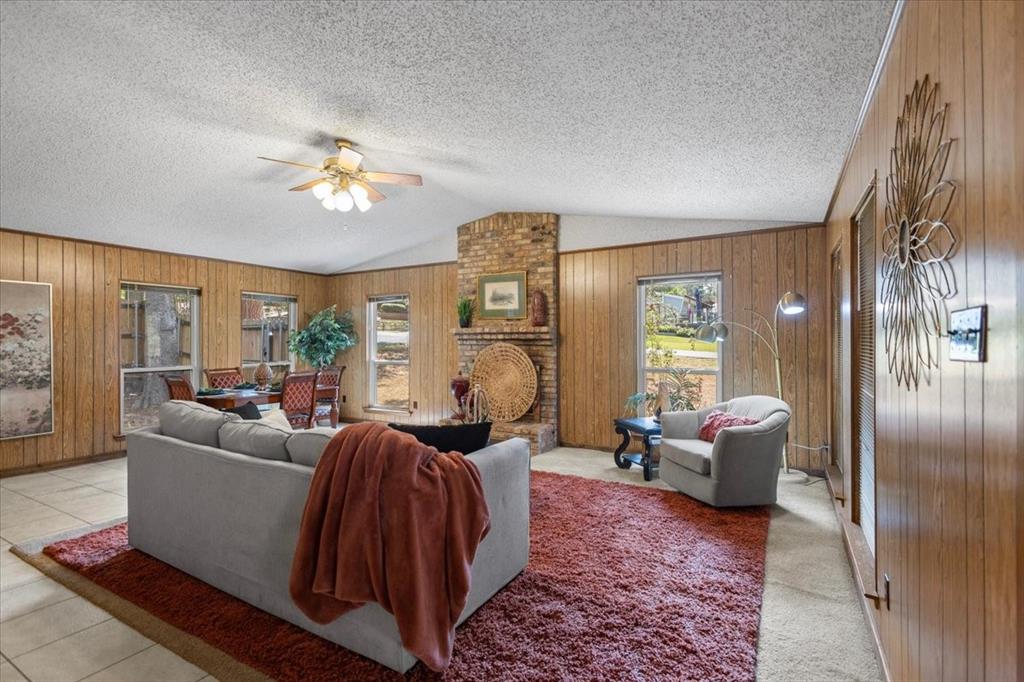 207 Grass Knoll Drive