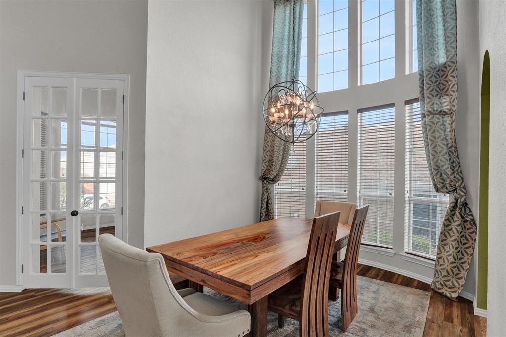 516 Crystal Falls Drive