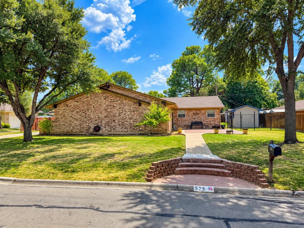 525 Magnolia Street