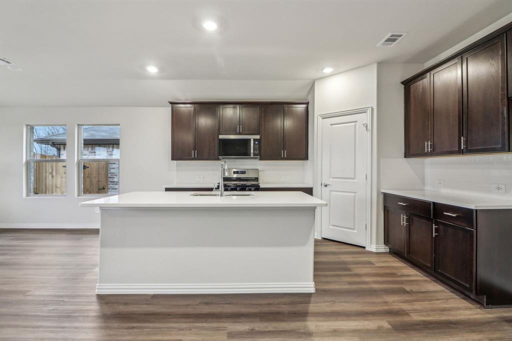 951 Lily Lane