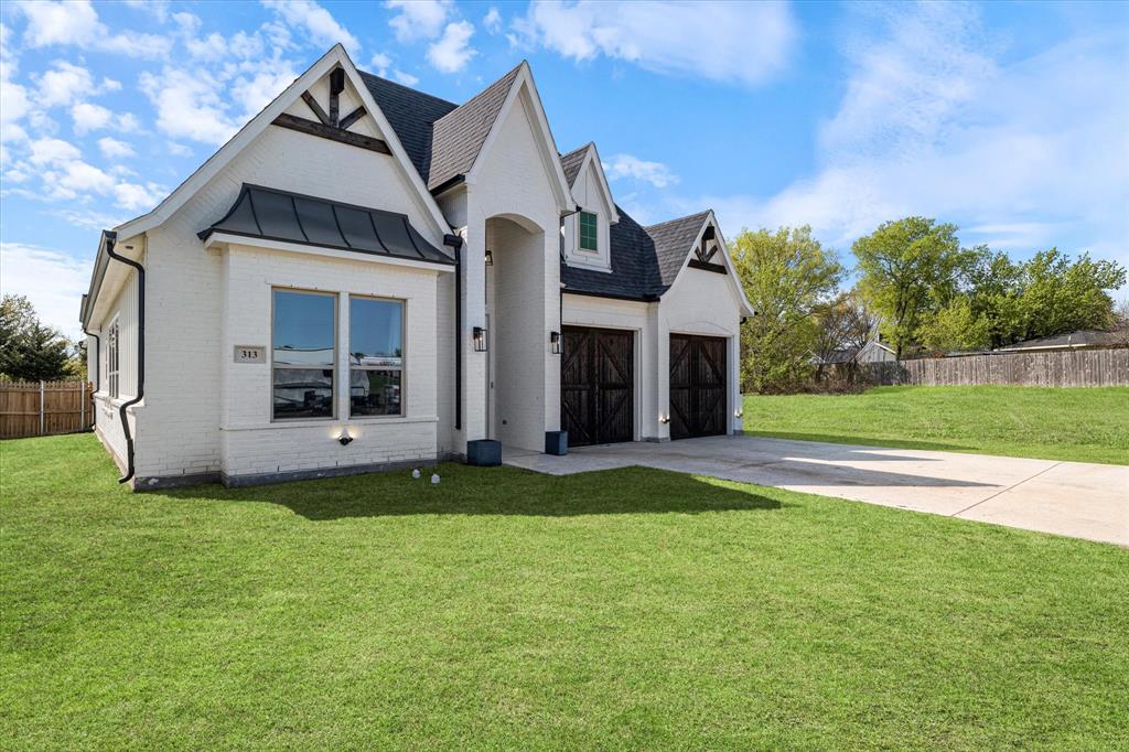 313 Kelcey Court